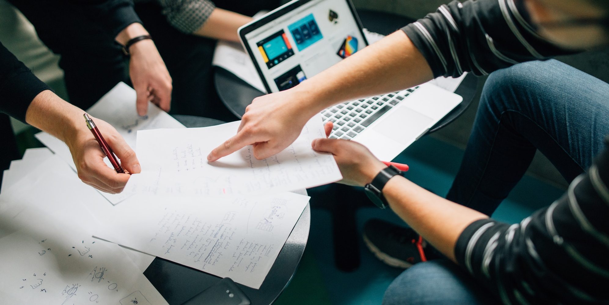 B2B social media: 6 Tips for social selling strategy